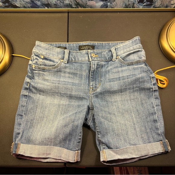 Talbots Pants - Talbots Petite Flawless 5-Pocket Boyfriend Jean Denim Shorts - Size 4p